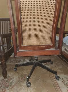 Rewalwing chair wodan