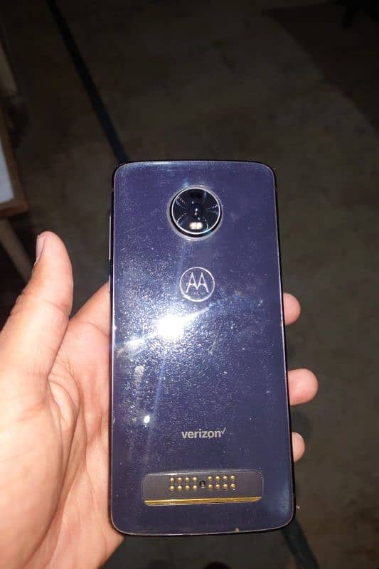 exchange moto Z4 4gb 128 0