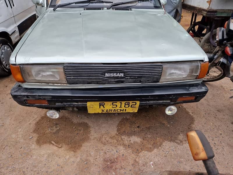 Nissan Sunny 1990 1