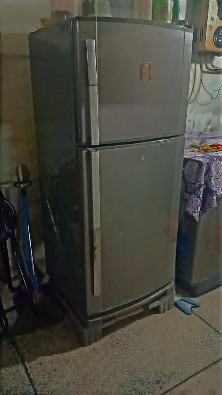 Dawlance Refrigerator for sale in low price 2