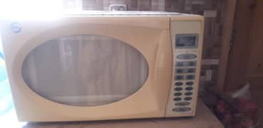 Microwave Oven