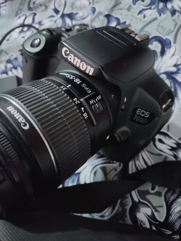 Canon 700d With 18-55mm Kit Lens 0