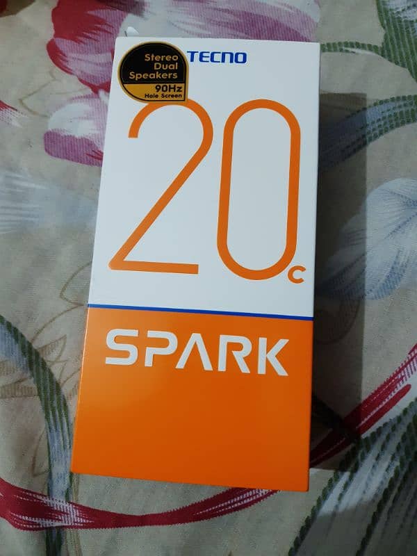 Tecno spark 20c 8gb ram 128gb rom PTA 10 by 10 condition Zero damage 6