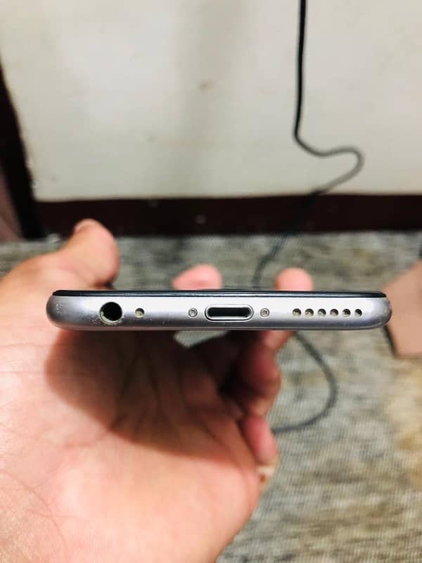 iphone 6s 64GB PTA Approved 4