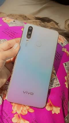 vivo y17 with box