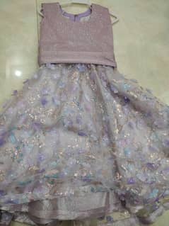 Girls beautifull skirt blouse 4 to 5 years old