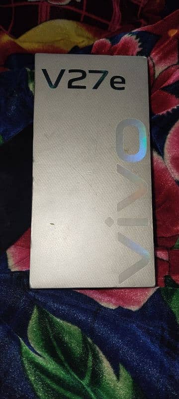 Vivo V27e 2