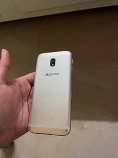 Samsung J330