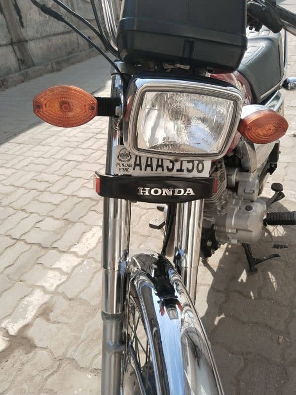 Honda 125SE 1