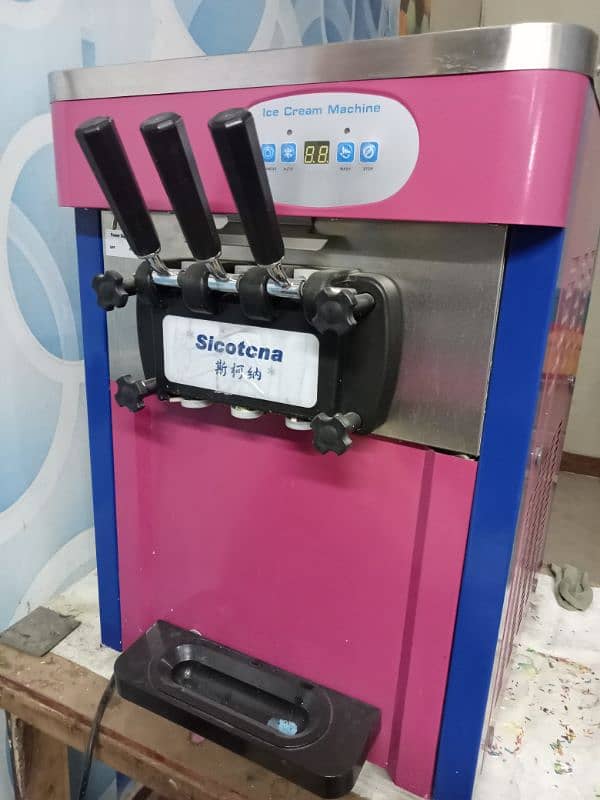 Ice cream Machine & Slash Machine Made in China only one Month Use 1