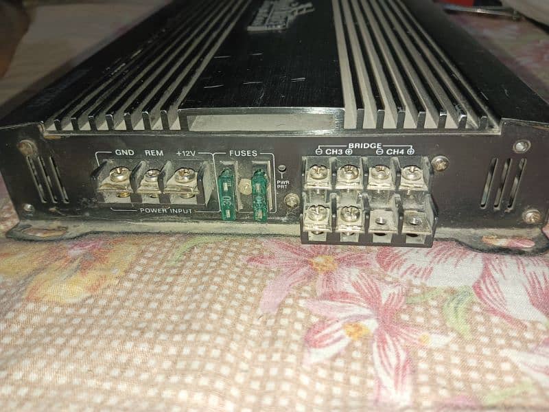 Rock Mars 4 Channel Amplifier 2