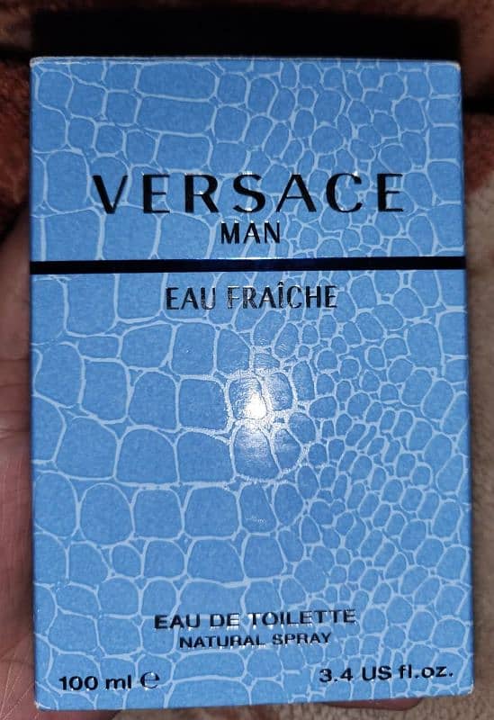 Imported Perfumes Versace Montbalanc CH HC BLU 2