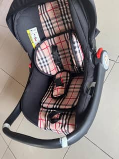 Baby carry cot /infant car seat / manual swing for sale