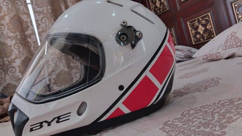 HELMET 1