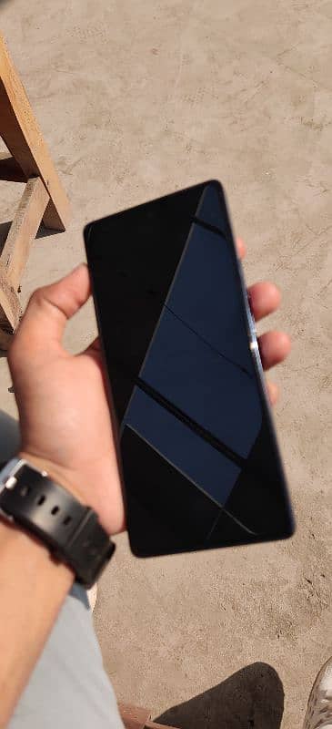 Infinix note 40 black color 8