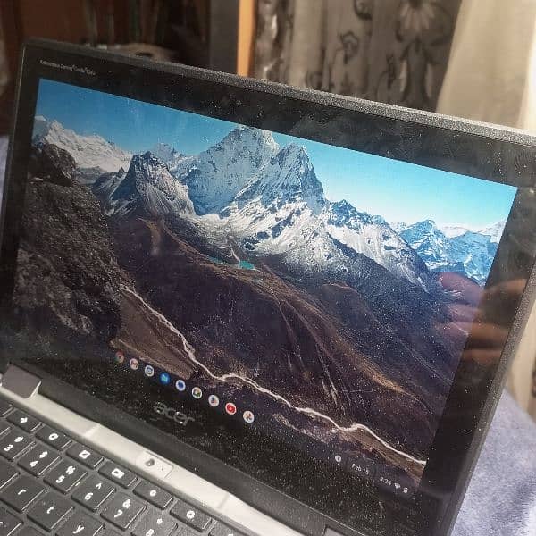 Acer Chromebook spin 11 360° touch screen slightly used 4