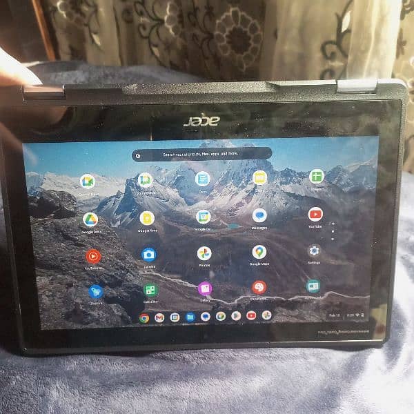 Acer Chromebook spin 11 360° touch screen slightly used 6