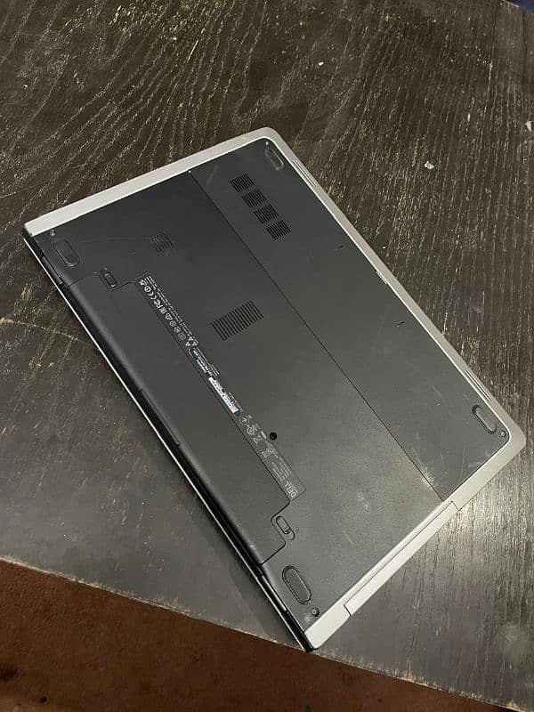 Dell Inspiron 5749 9