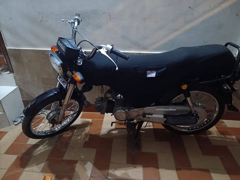 Honda CD 70 2016 Reg 2018 1