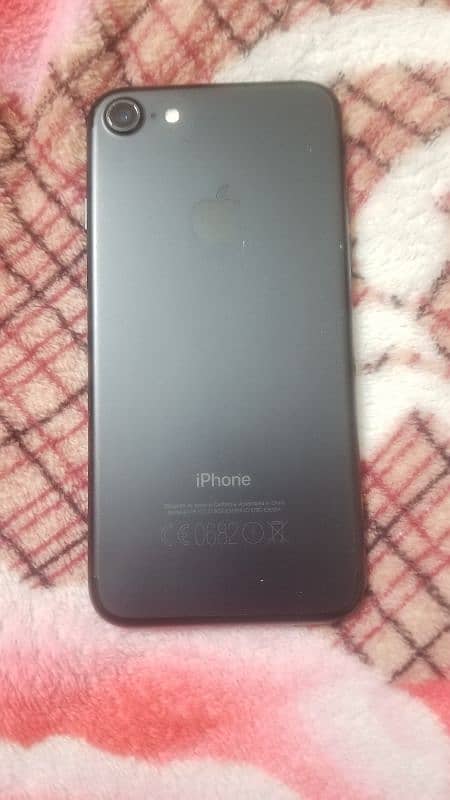 iphone 7 10/10 condition pta approved 0