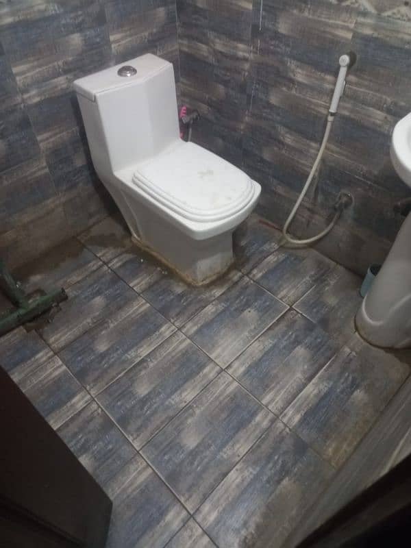 Separate Lower Portion For Rent Amir Town NR Trust School Harbanspur 2