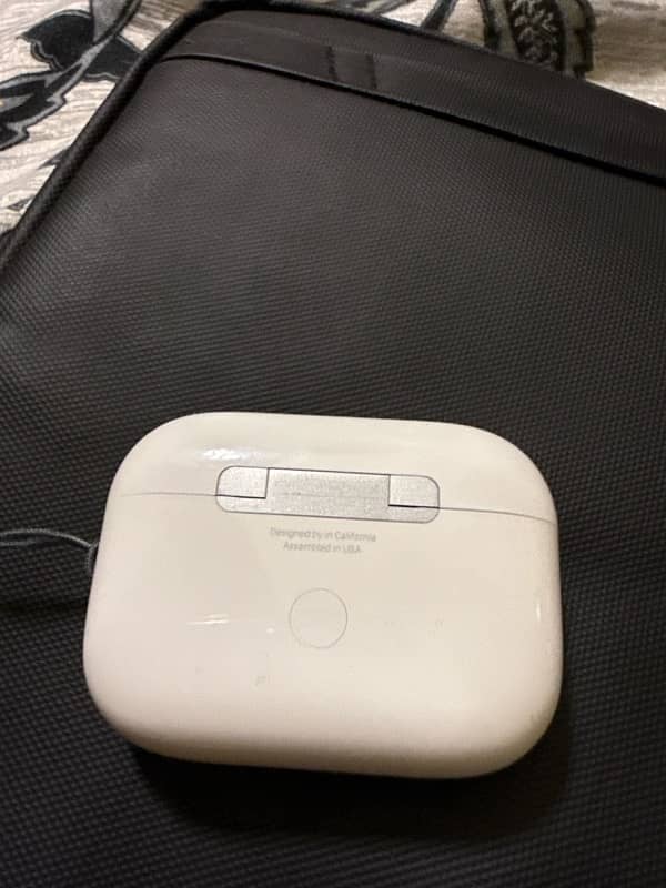 apple original airpods pro 2nd generation (c type) 3