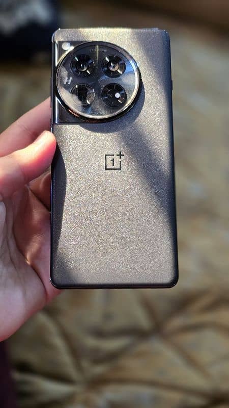 Oneplus 12 16/512 Official PTA 7