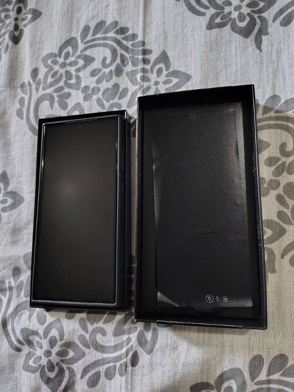 Samsung S24 Ultra / urgent sale 2