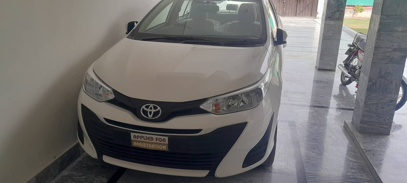 Toyota Yaris 2024 manual register -0/3/0/0/9/6/0/1/6/4/6/ 1