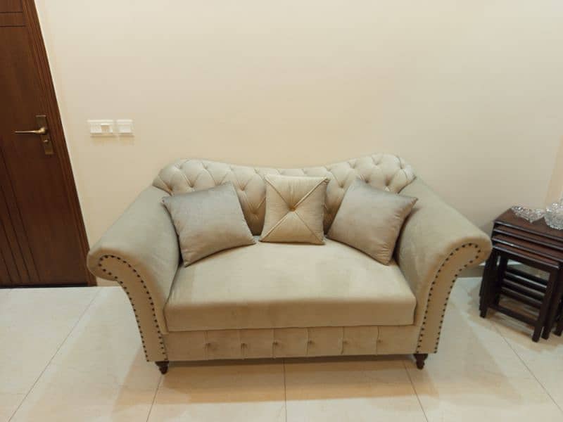 6- Seater Brand New Sofa Set 4