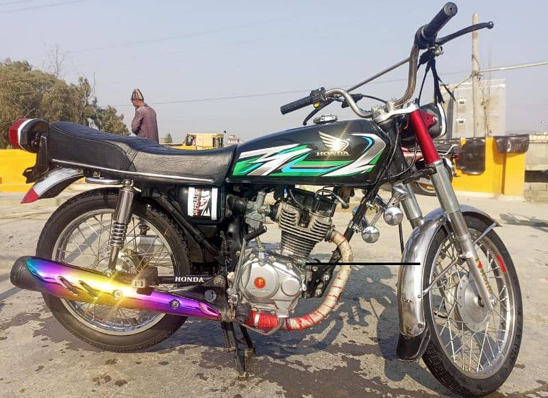 Honda CD 125 model 2016 1