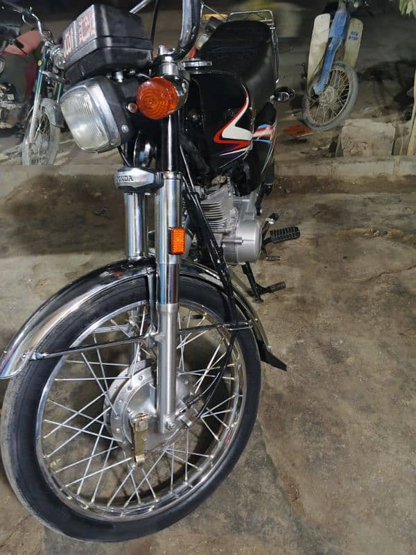 Honda 125 2019 model Karachi number 2