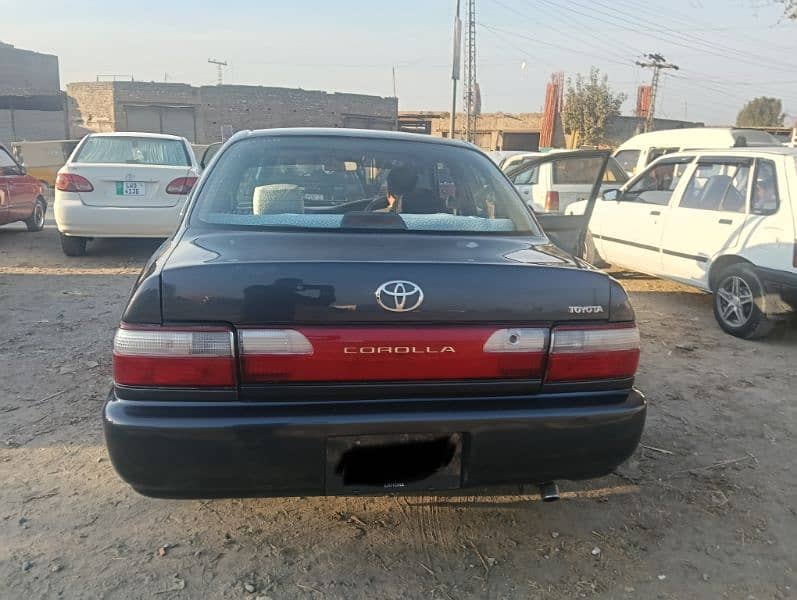 Toyota Corolla XE-G 2000 19