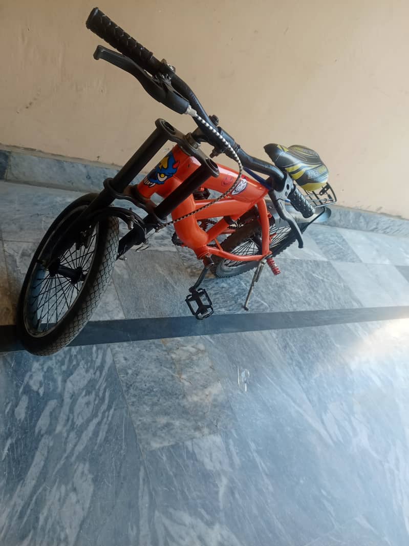 Street Bycycle in Orange Colour for Sale 3