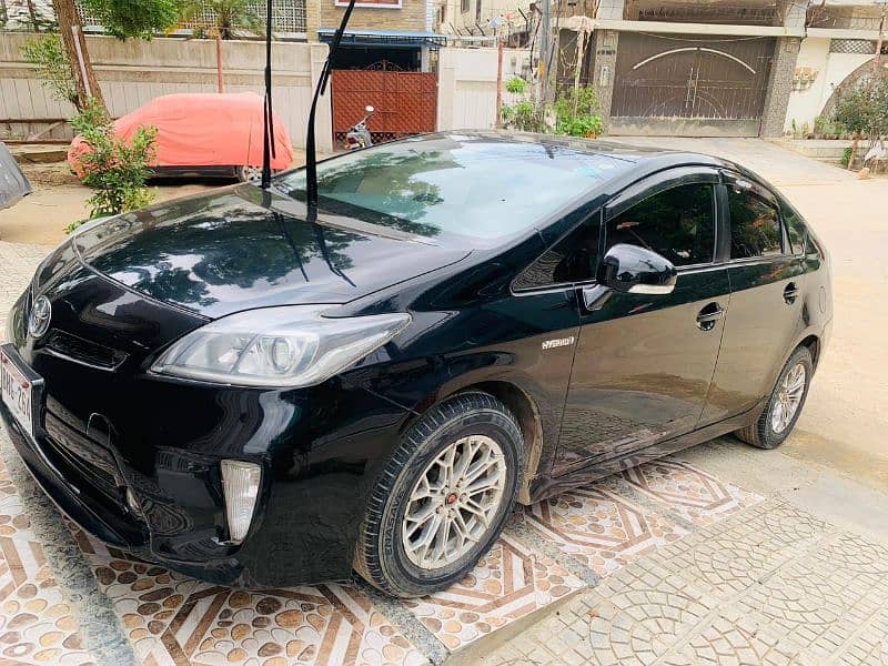 Toyota Prius 2013 1