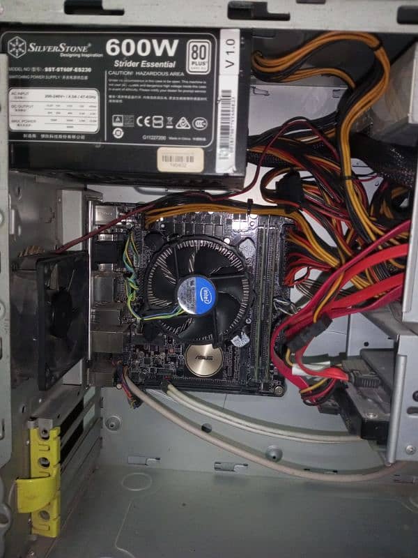 i7 4th gen pc (xeon e3 1241v3) 0