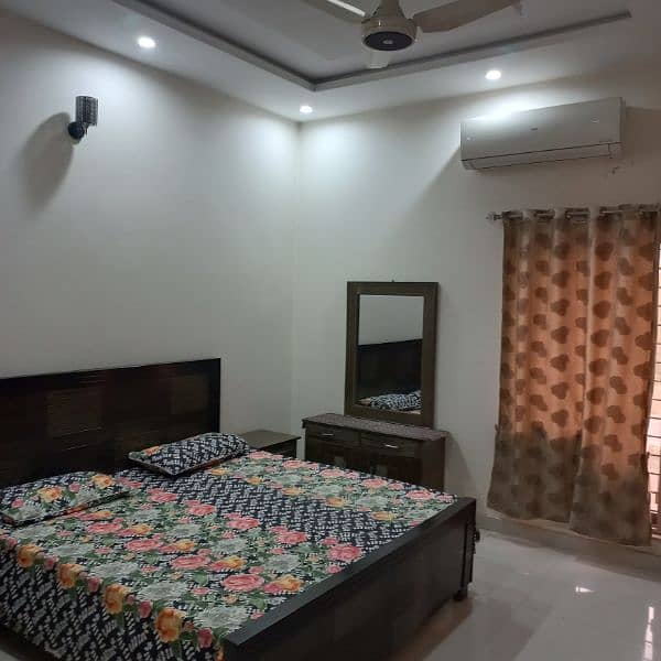 Furnished 10 Marla House For Rent In Bahria Town Lahore 13