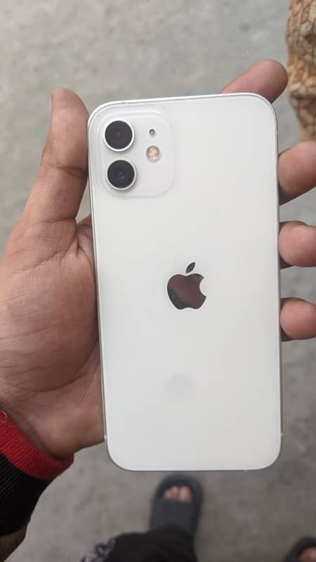 IPhone 12 64GB NON PTA 5