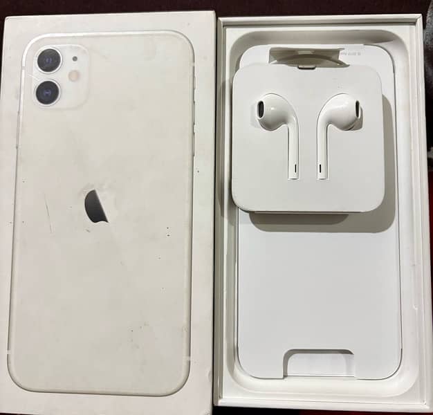 Official Apple EarPods With Lightning Connector. 0