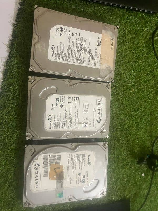 3 Branded HARD DRIVE 500+500+250GB 0