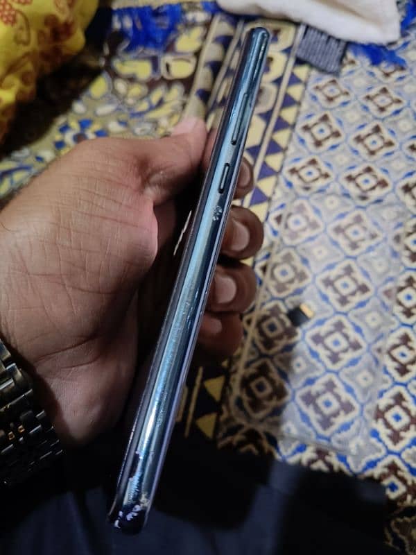 vivo s1 4+2 / 128Gb condition 10/9.5 all ok 4