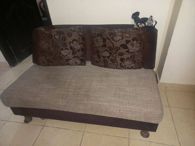 07 seater sofa 1