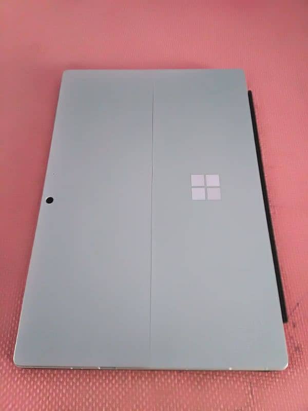 Microsoft surface pro 5 i5 7th Generation 4