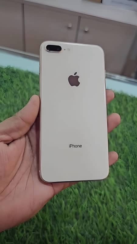 i phone 8plus pta approved with box phone nmber 03137208978 0