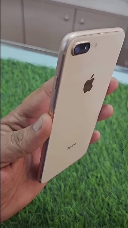 i phone 8plus pta approved with box phone nmber 03137208978 1