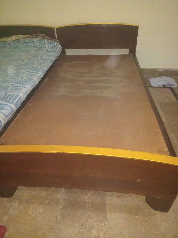 single dabble bed pure wooden just like new 1