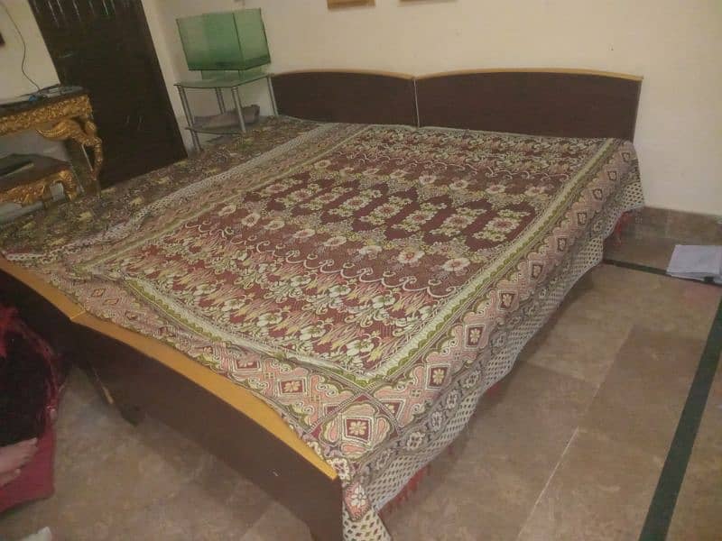 single dabble bed pure wooden just like new 2