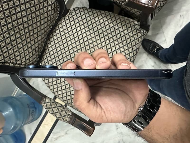 IPhone 15 pro max Blue titanium HK 256 gb 3