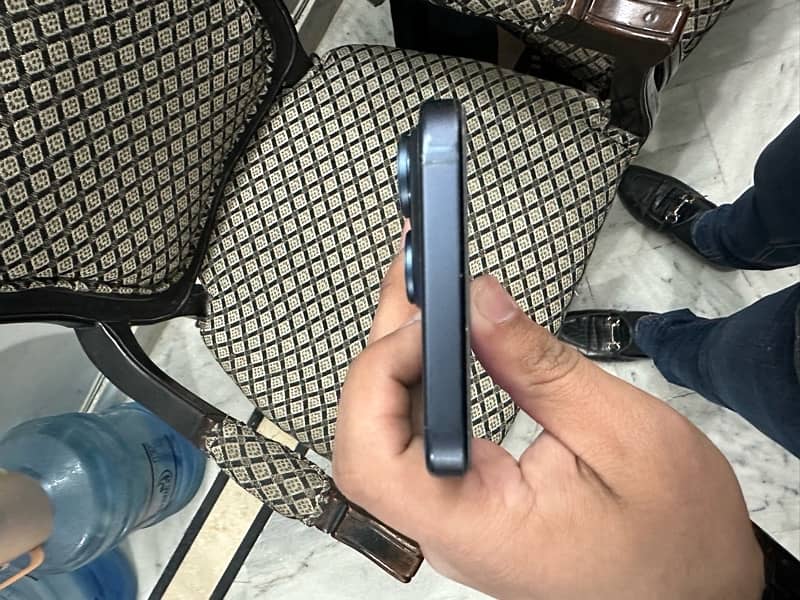 IPhone 15 pro max Blue titanium HK 256 gb 4