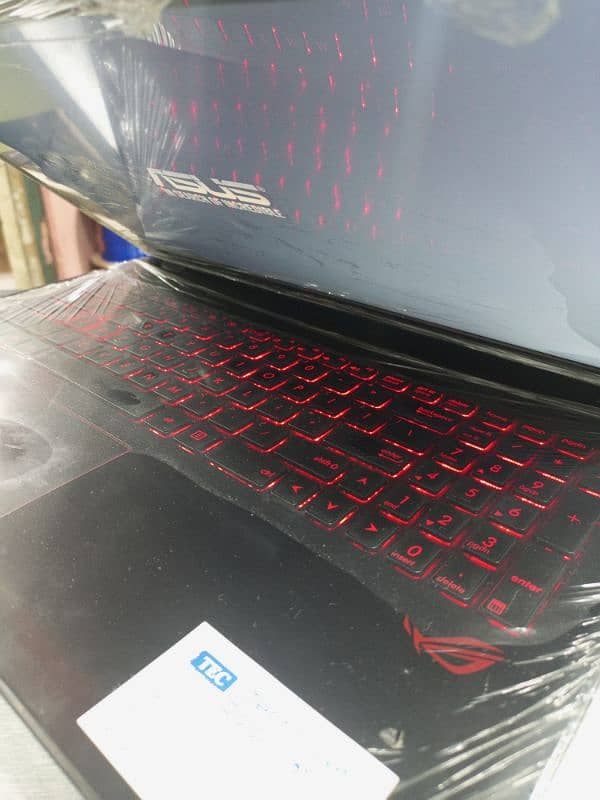 ROG GAMING LAPTOP 2 GB GRAFICS CARD 2